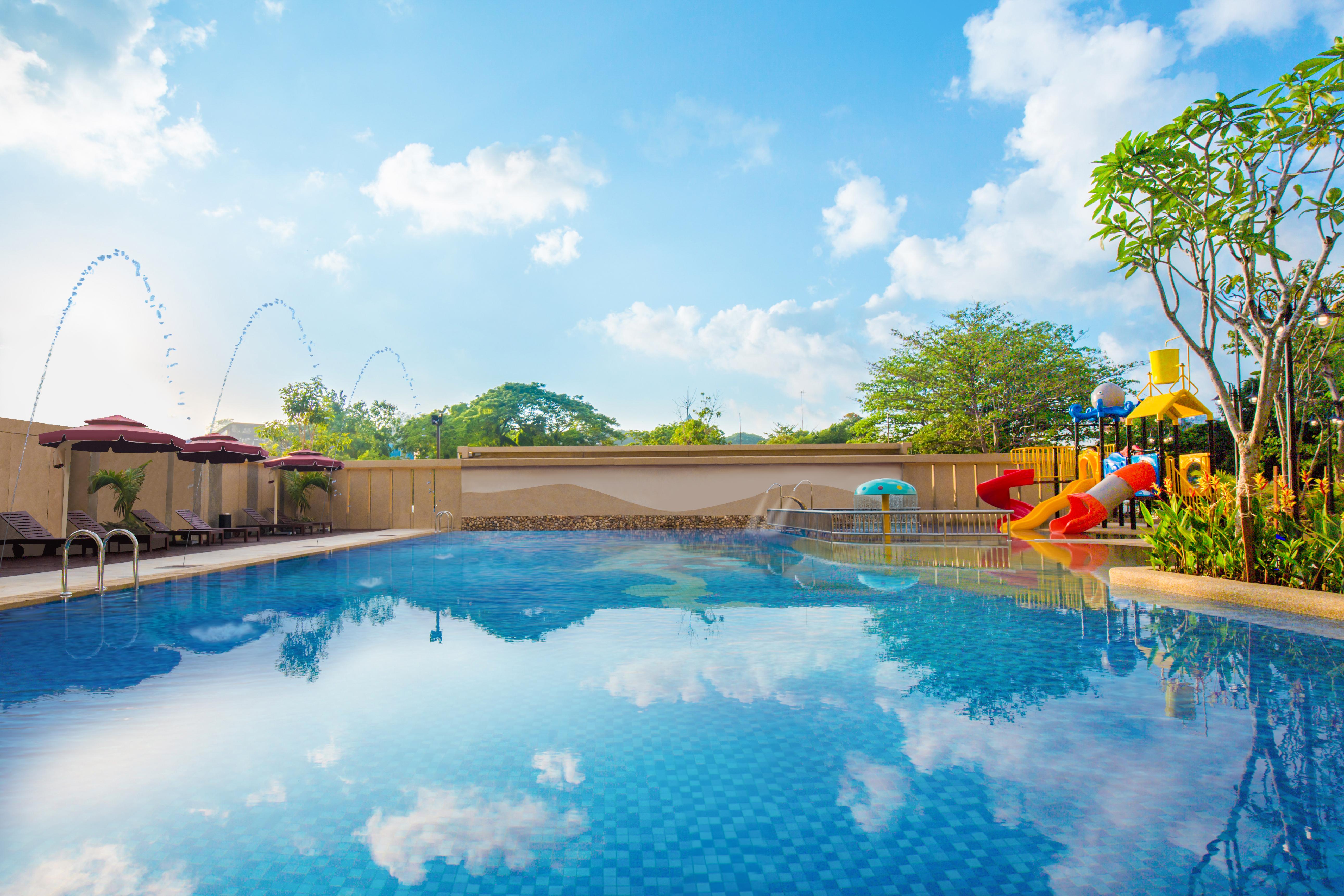 Ibis 4*