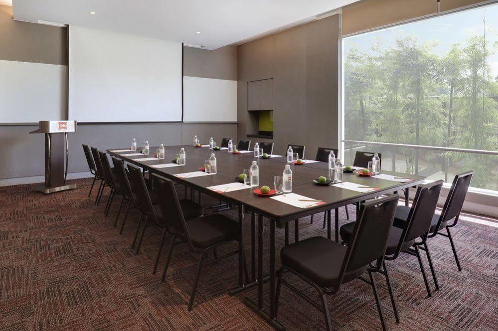 Ibis Hotel 4*